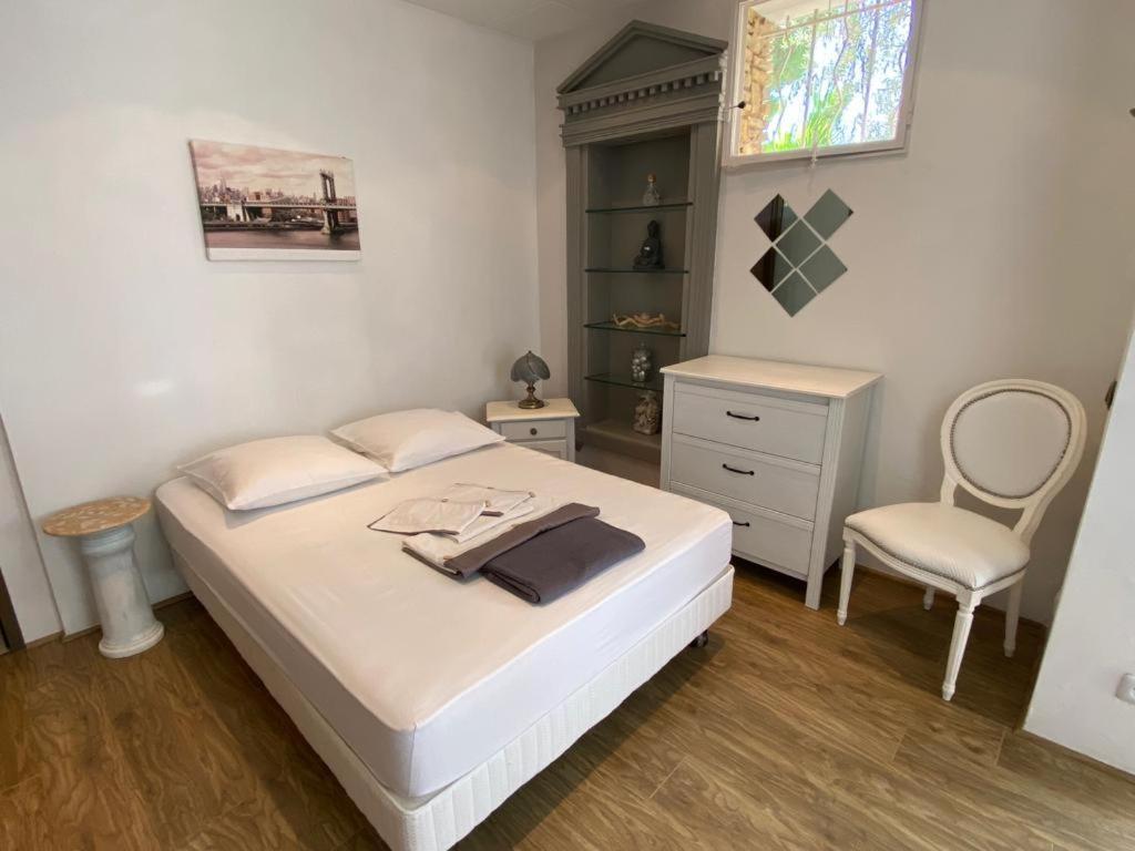Gite Comme A La Maison Hyères Exterior foto